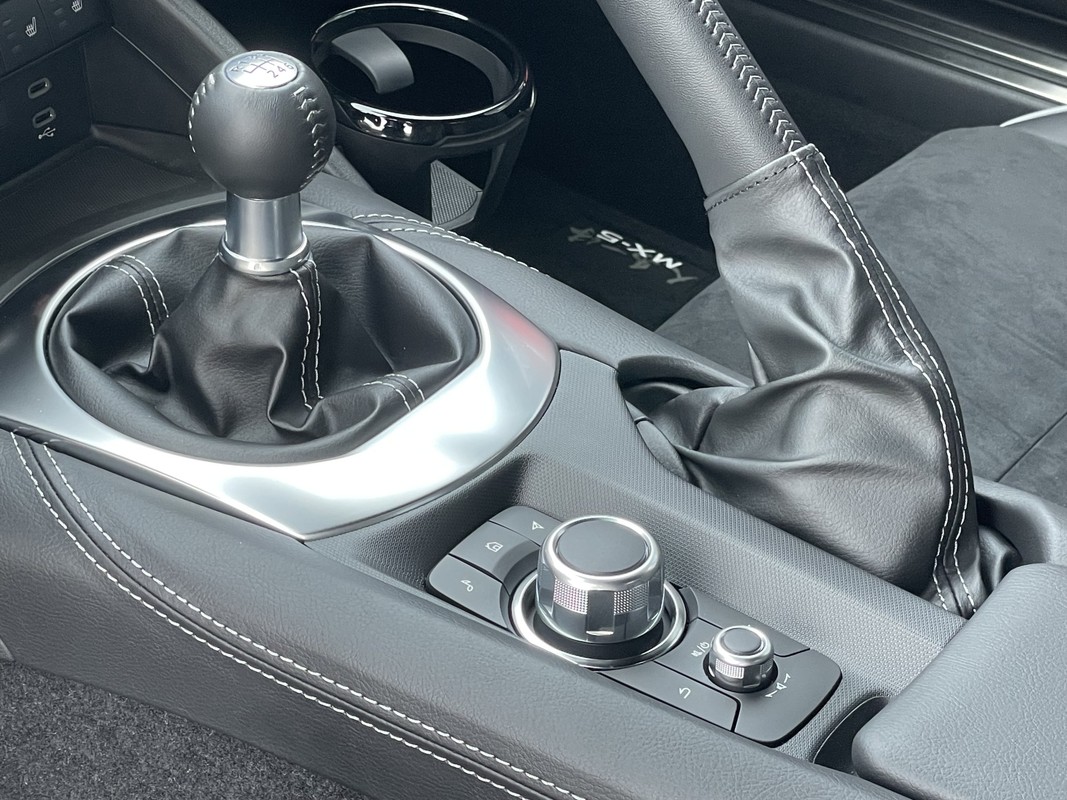 Mazda MX-5