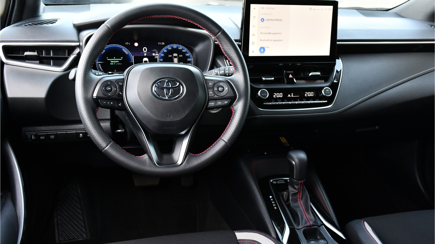Toyota Corolla Touring Sports