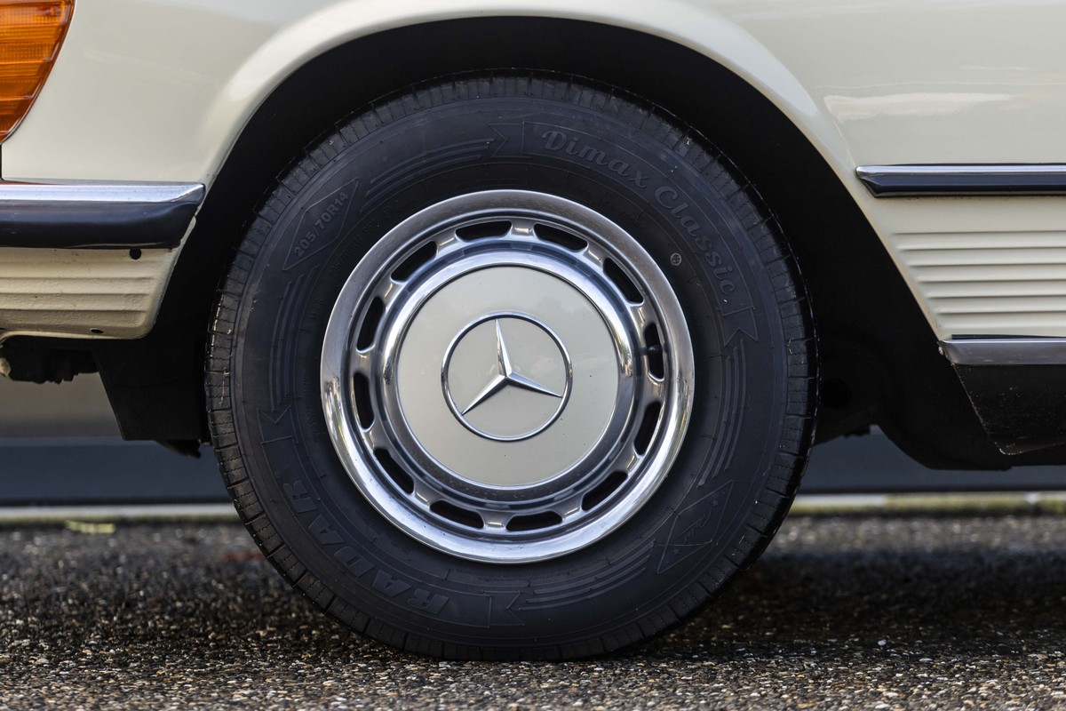 Mercedes-Benz SL