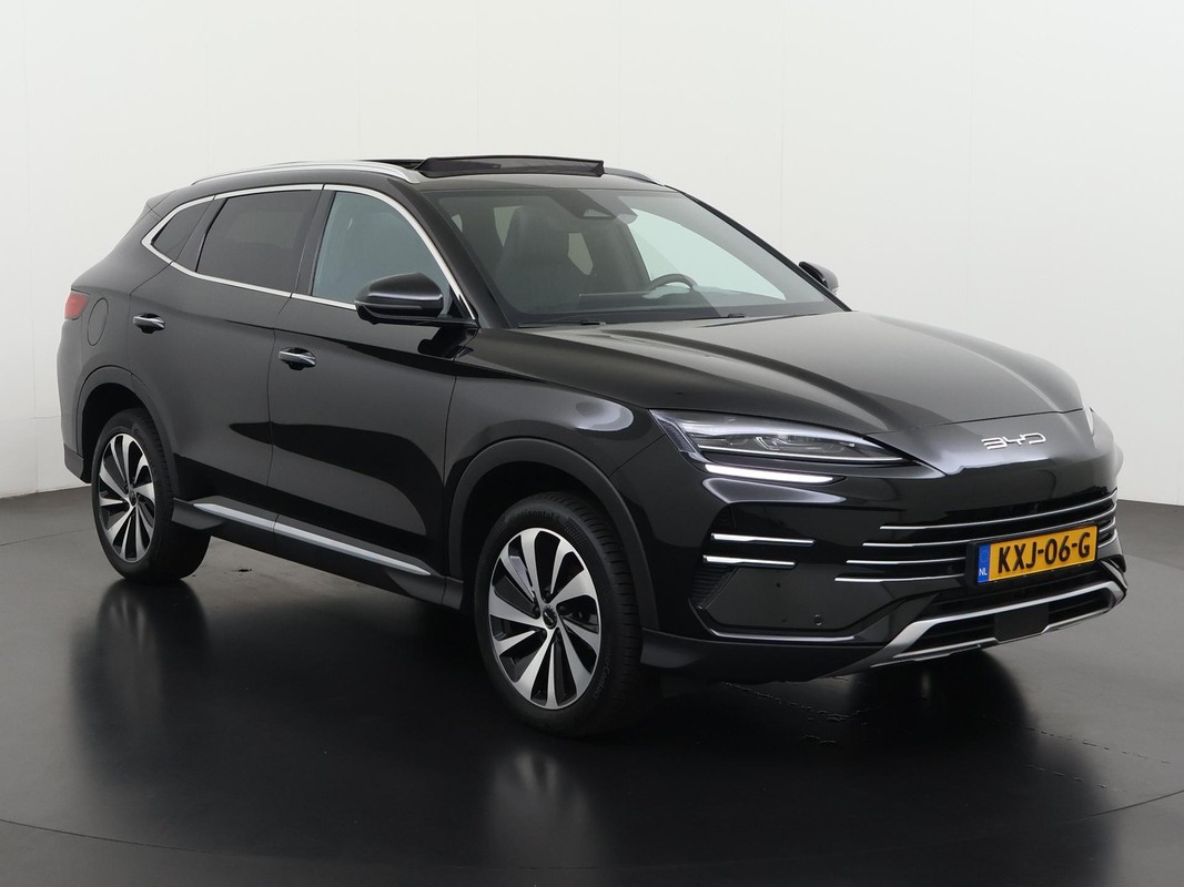 BYD SEAL U