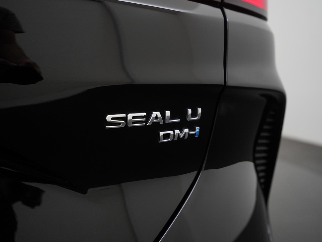 BYD SEAL U