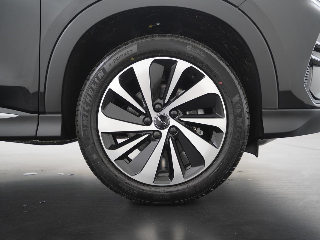 BYD SEAL U