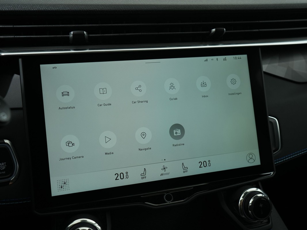 Lynk & Co 01