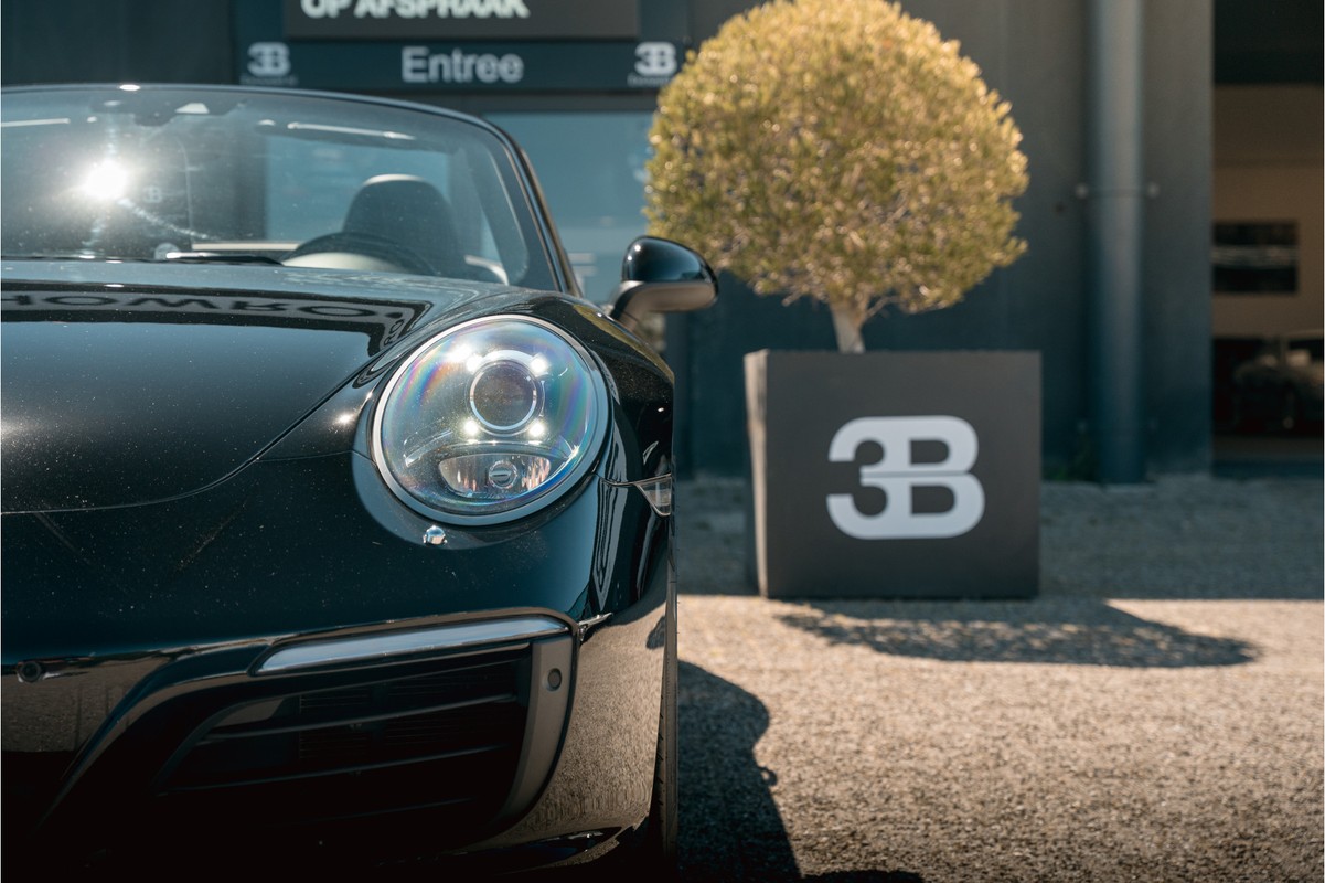 Porsche 911