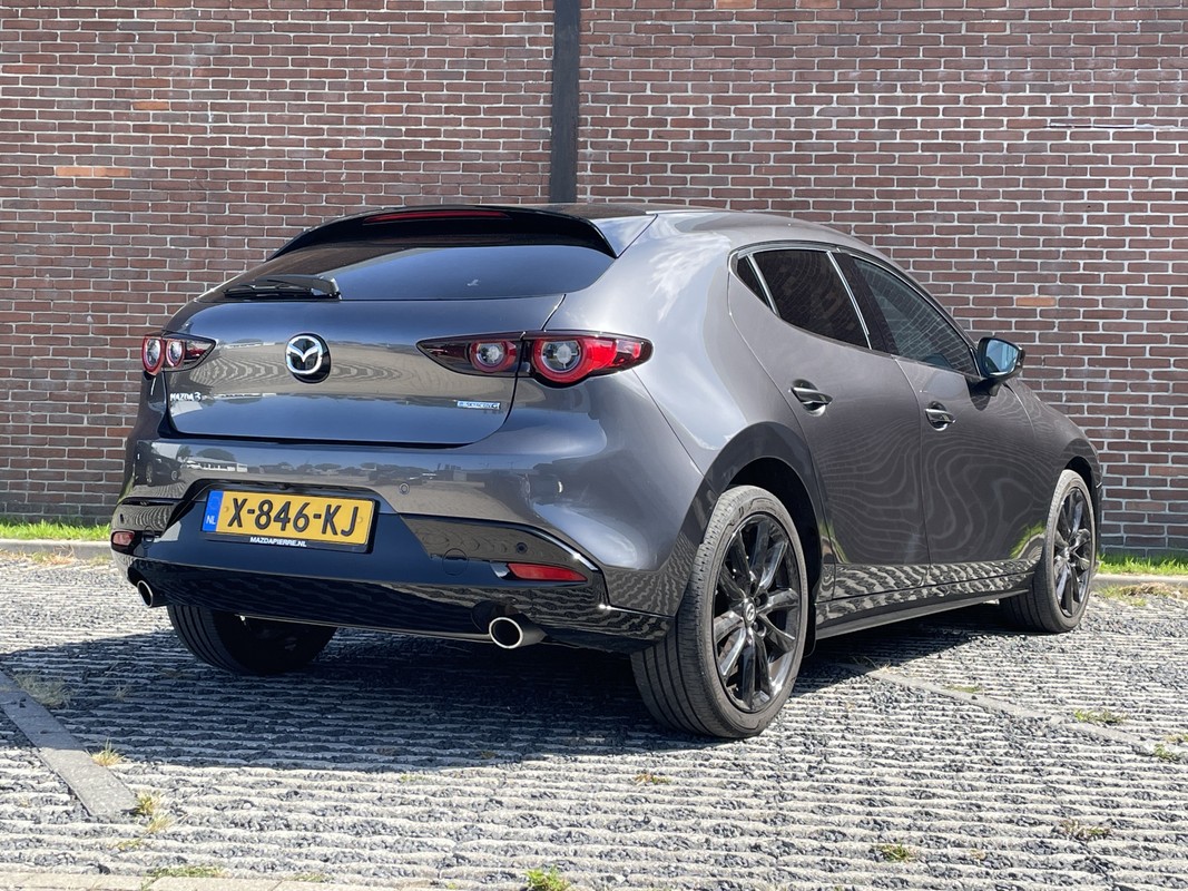 Mazda 3