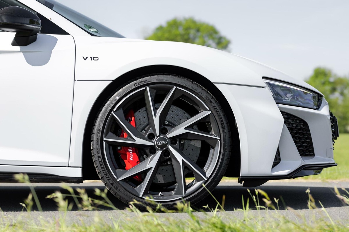 Audi R8