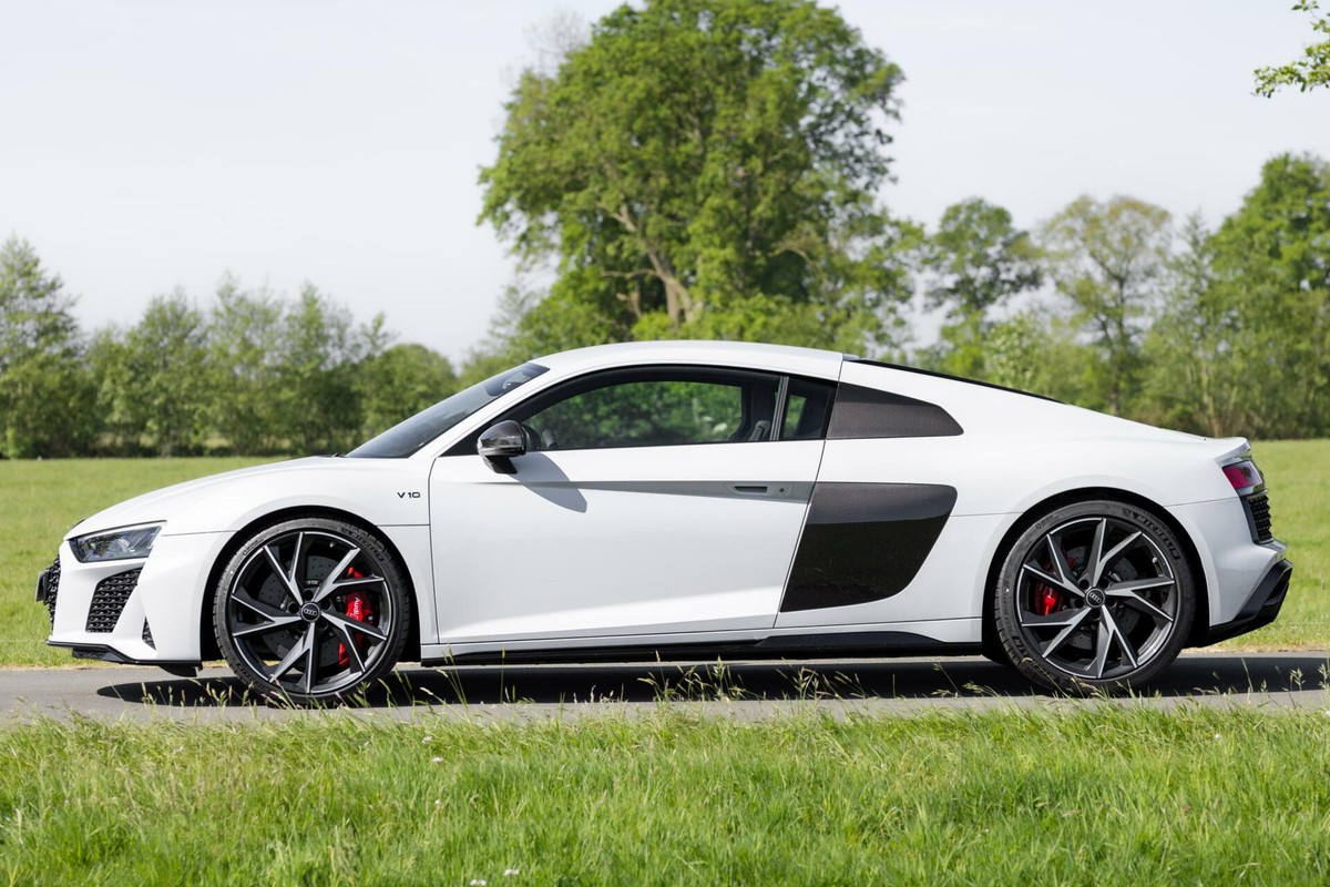 Audi R8