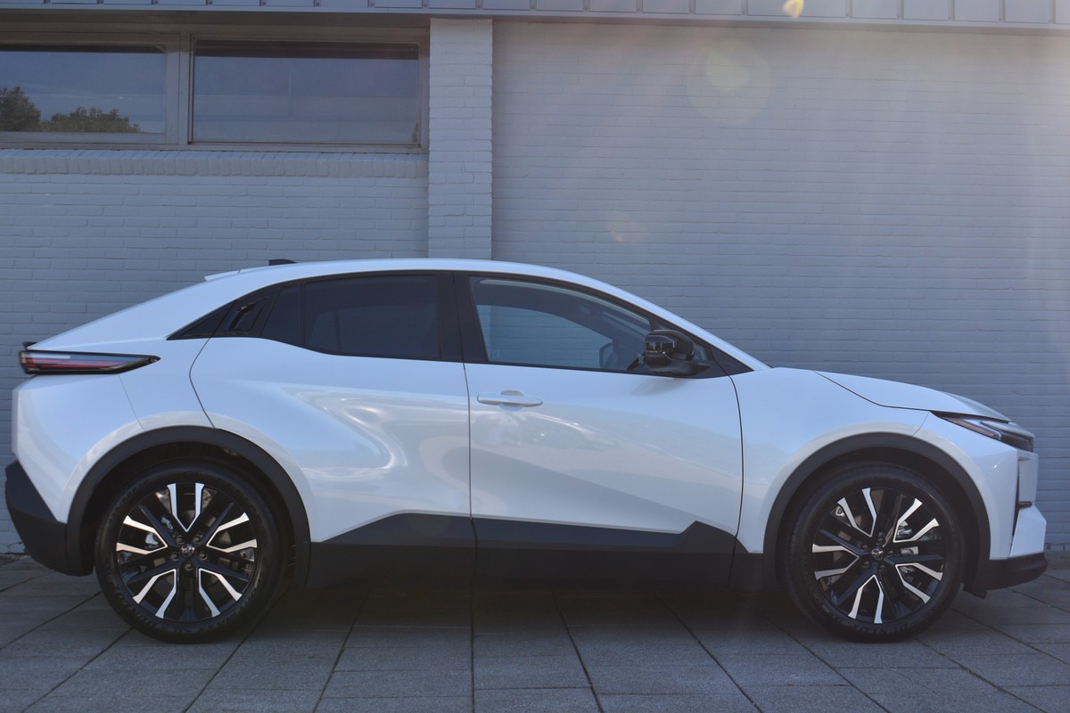 Toyota C-HR+