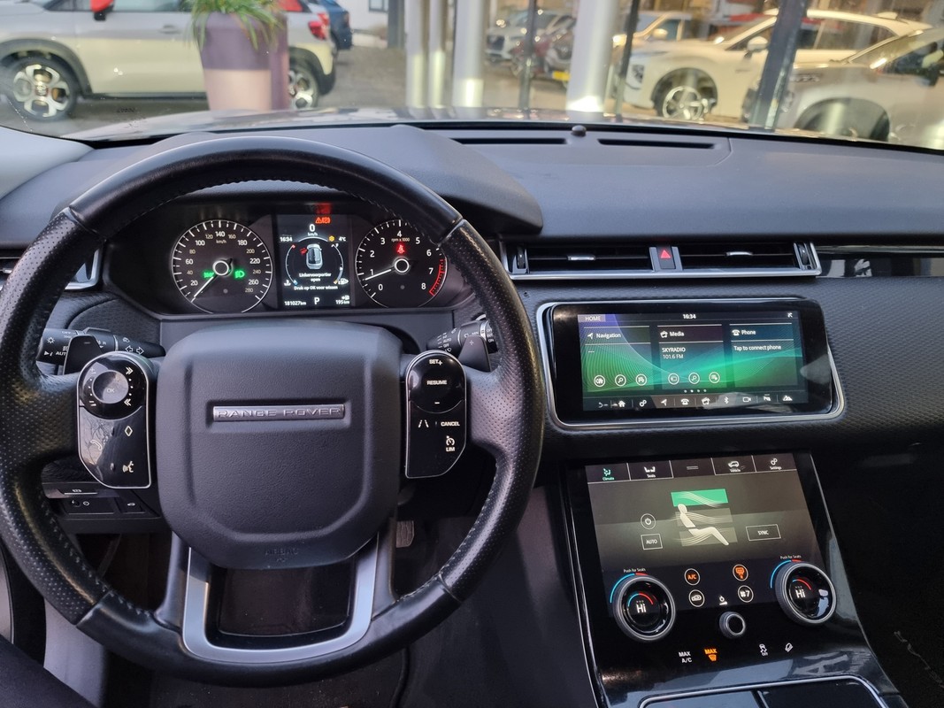 Land Rover Range Rover Velar