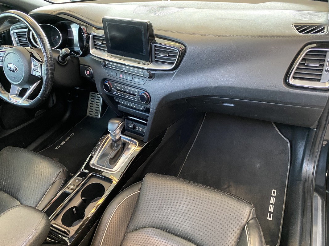 Kia ProCeed
