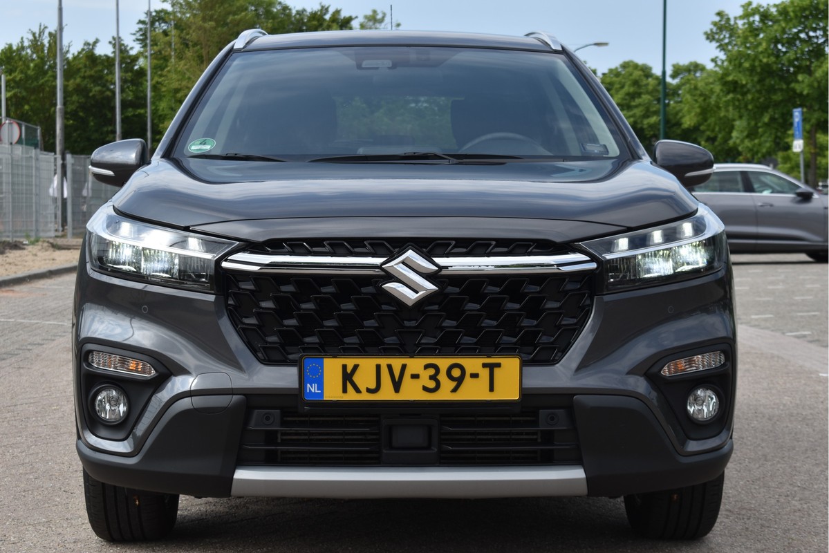 Suzuki S-Cross