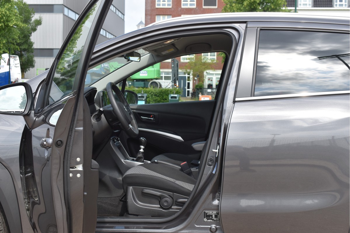 Suzuki S-Cross
