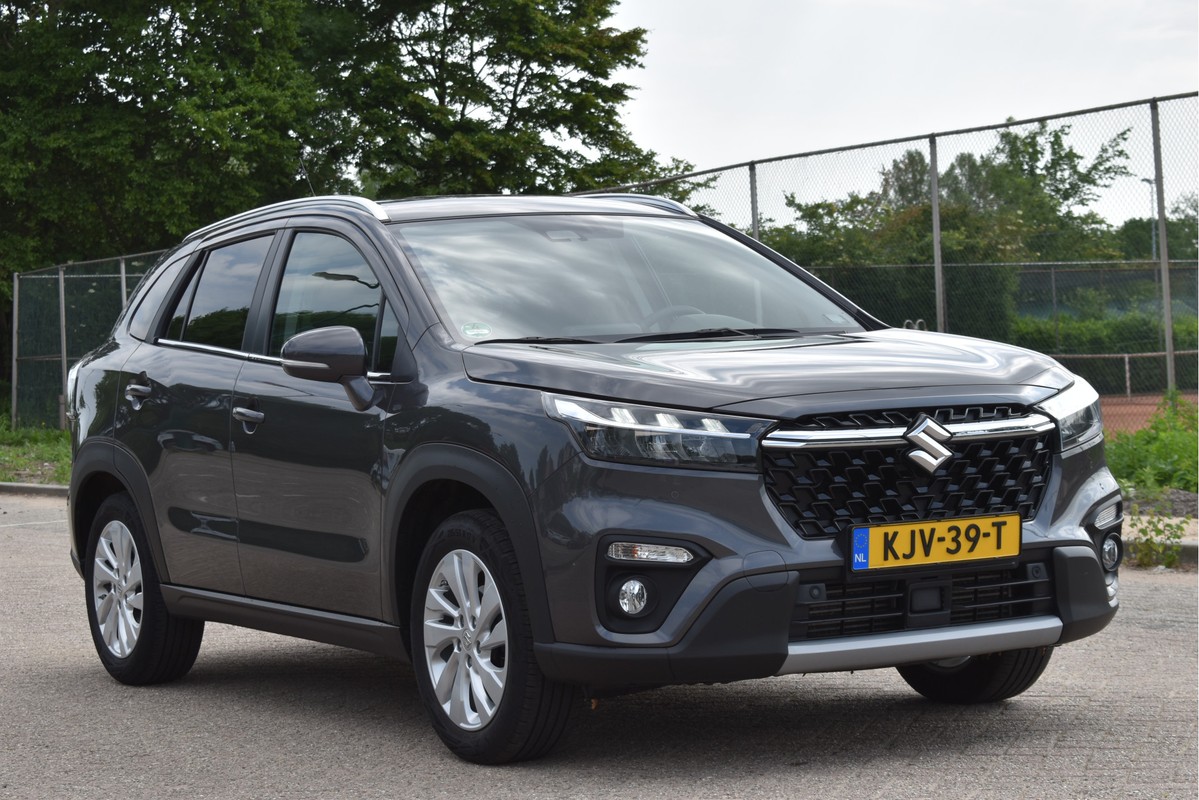 Suzuki S-Cross