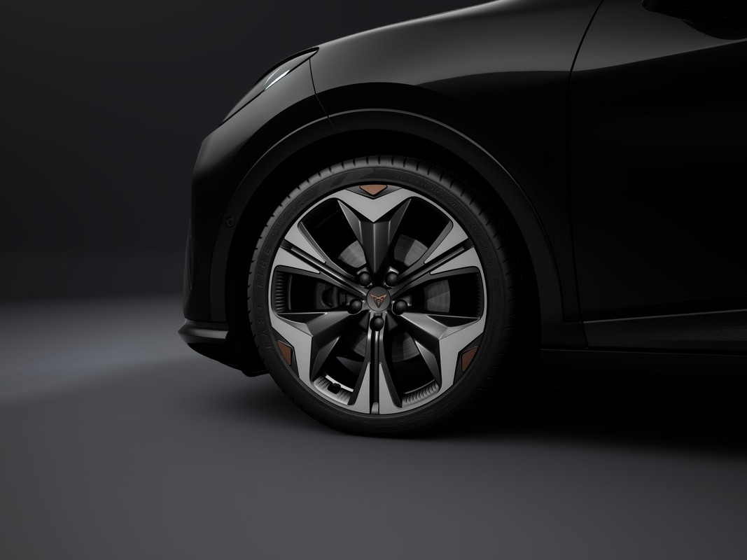 CUPRA Raval