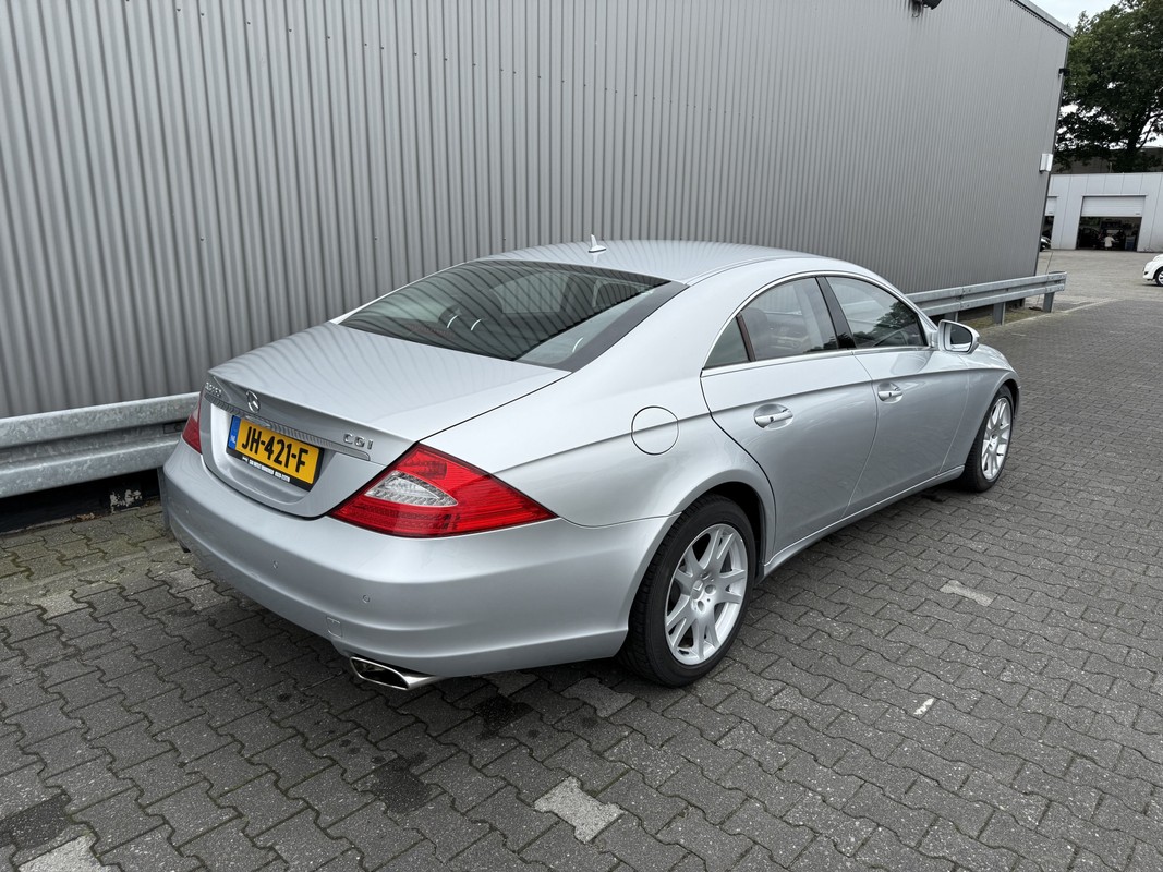 Mercedes-Benz CLS