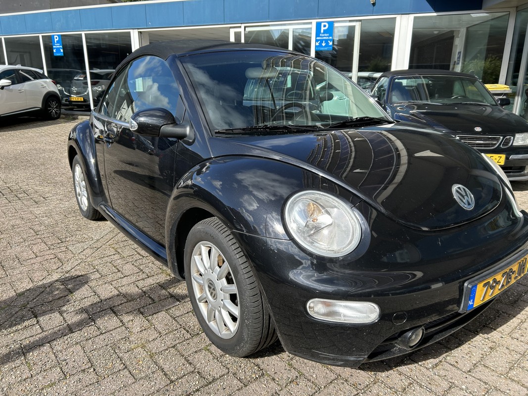 Volkswagen New Beetle