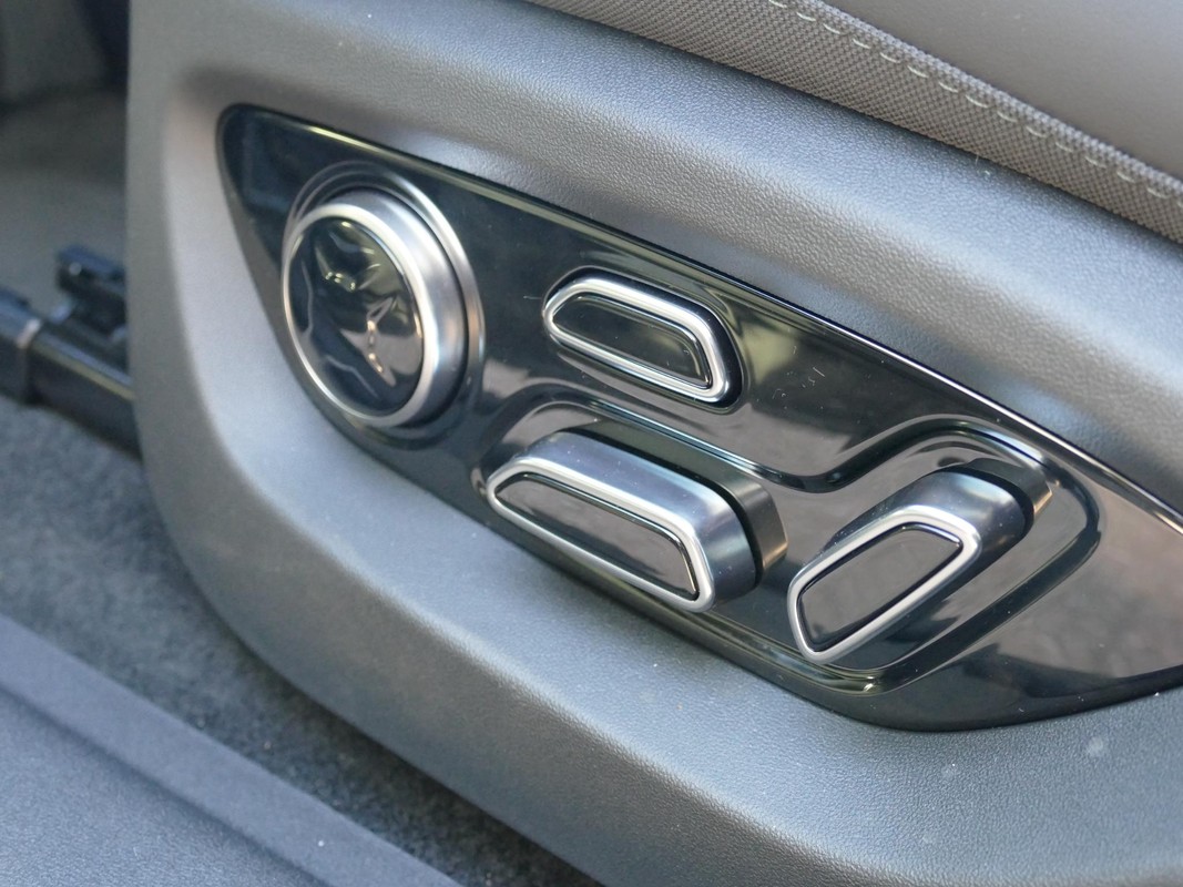 BYD SEALION
