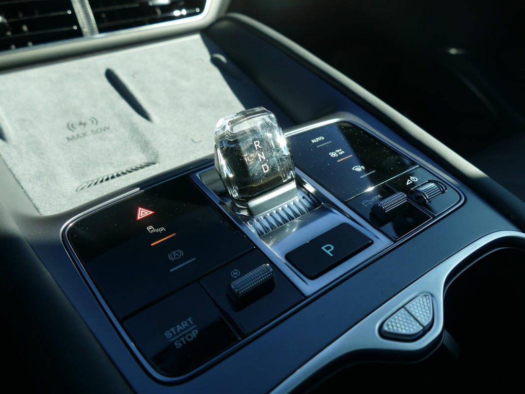 BYD SEALION