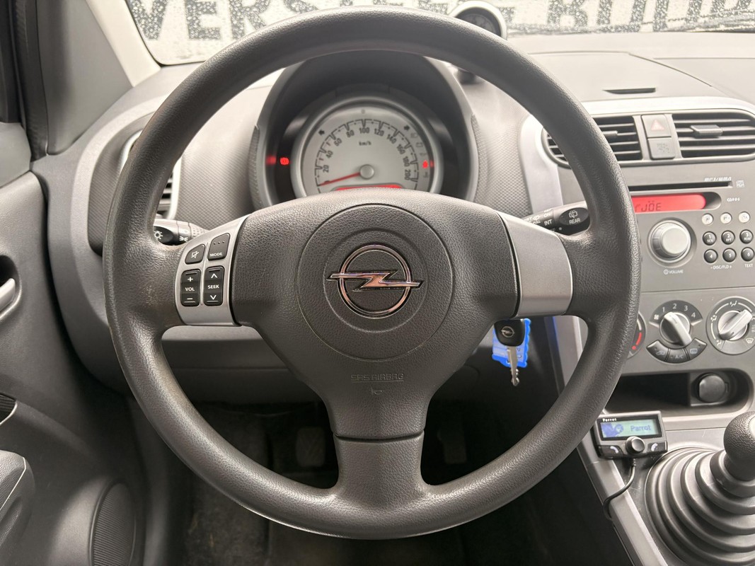 Opel Agila