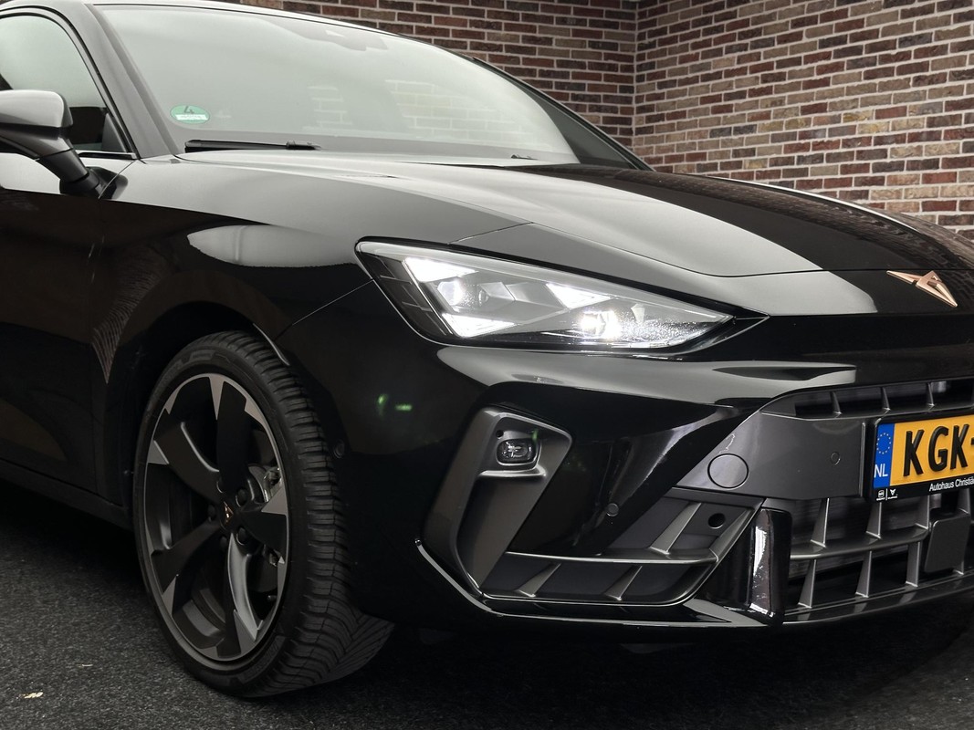 CUPRA Leon