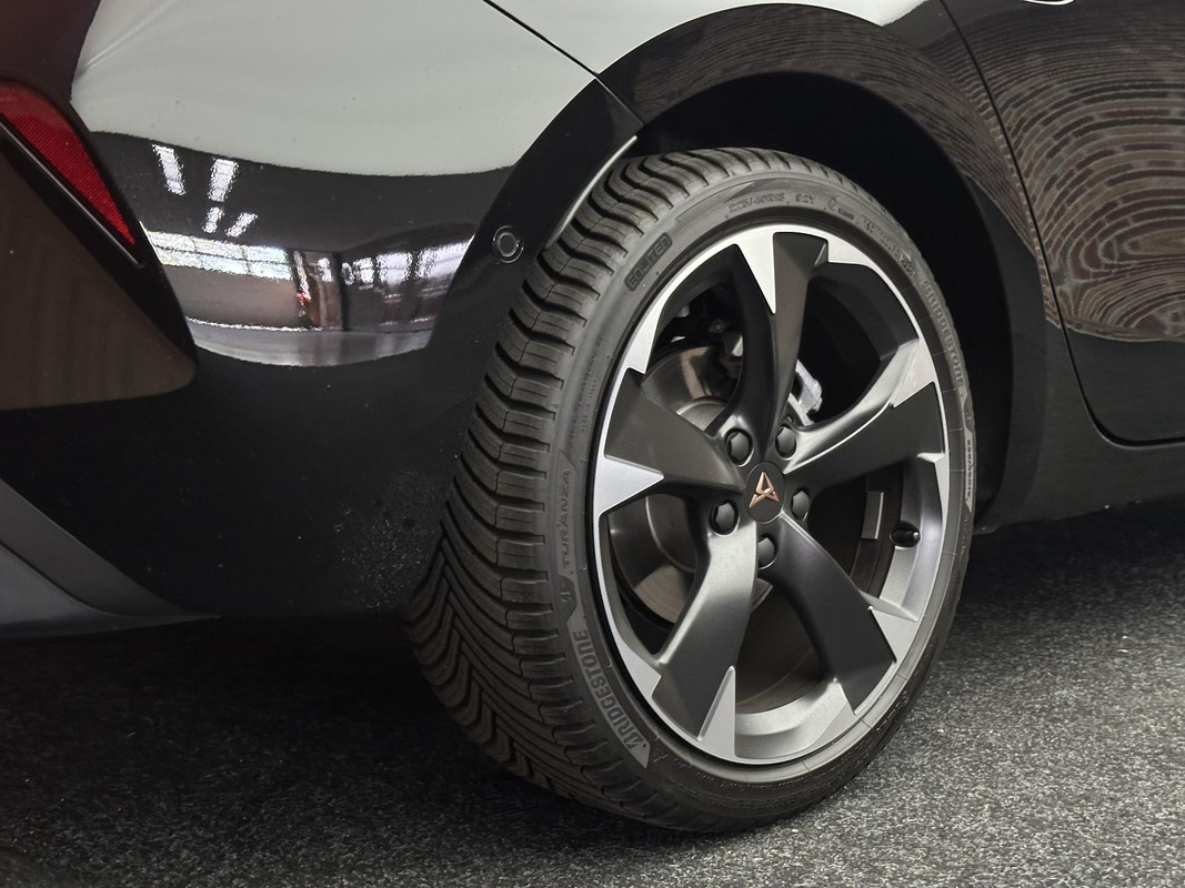 CUPRA Leon