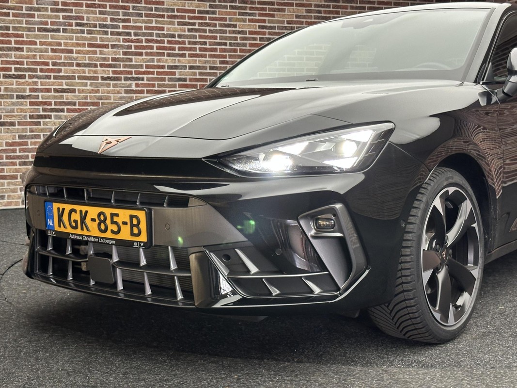 CUPRA Leon