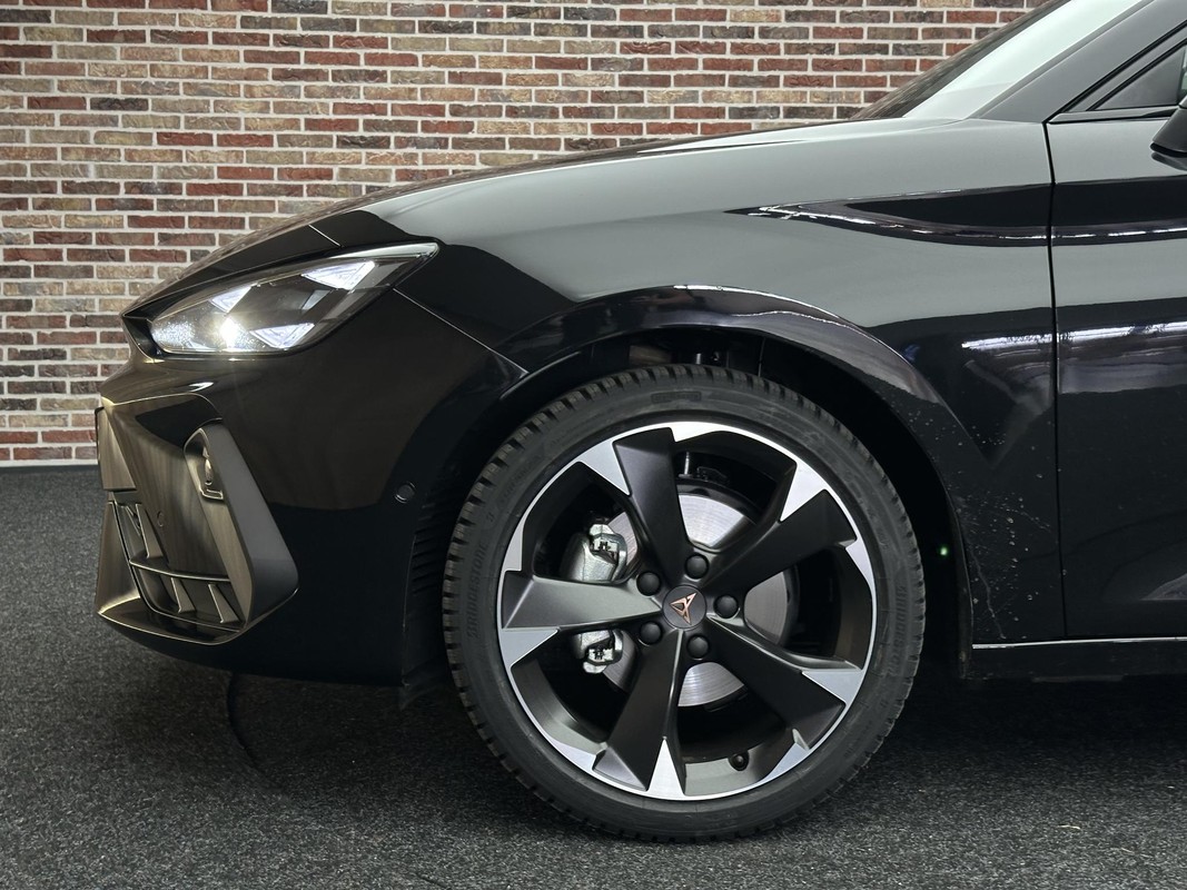 CUPRA Leon
