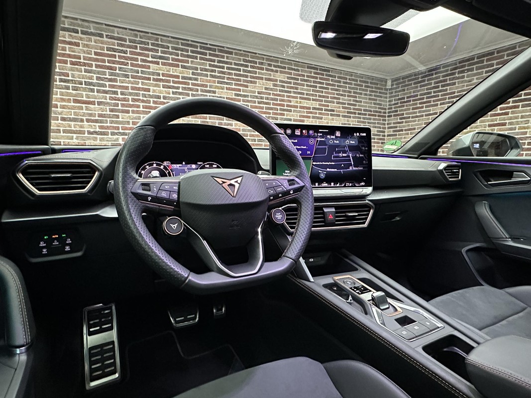 CUPRA Leon