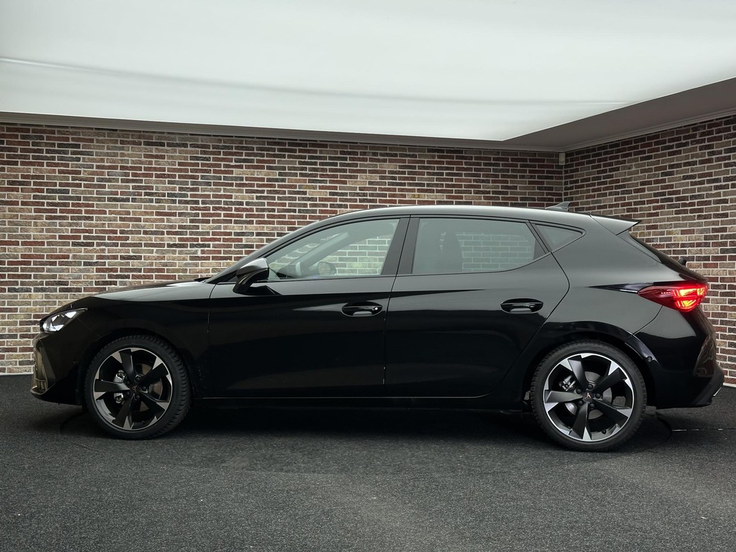 CUPRA Leon