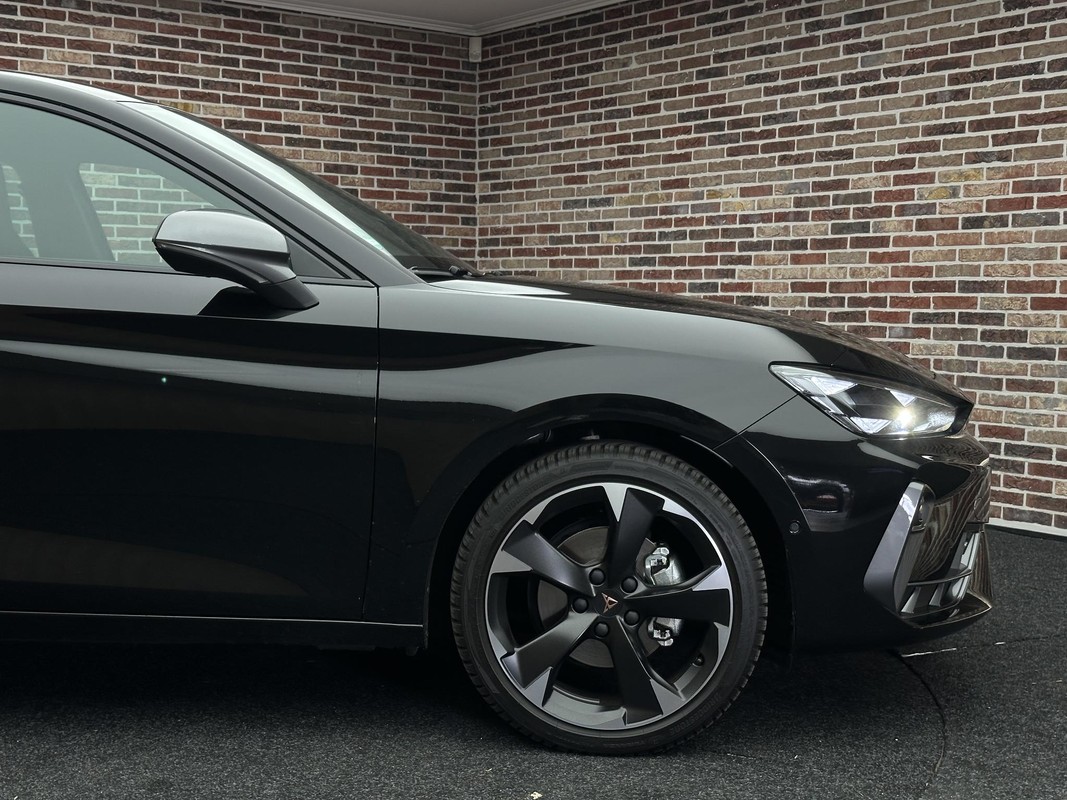 CUPRA Leon