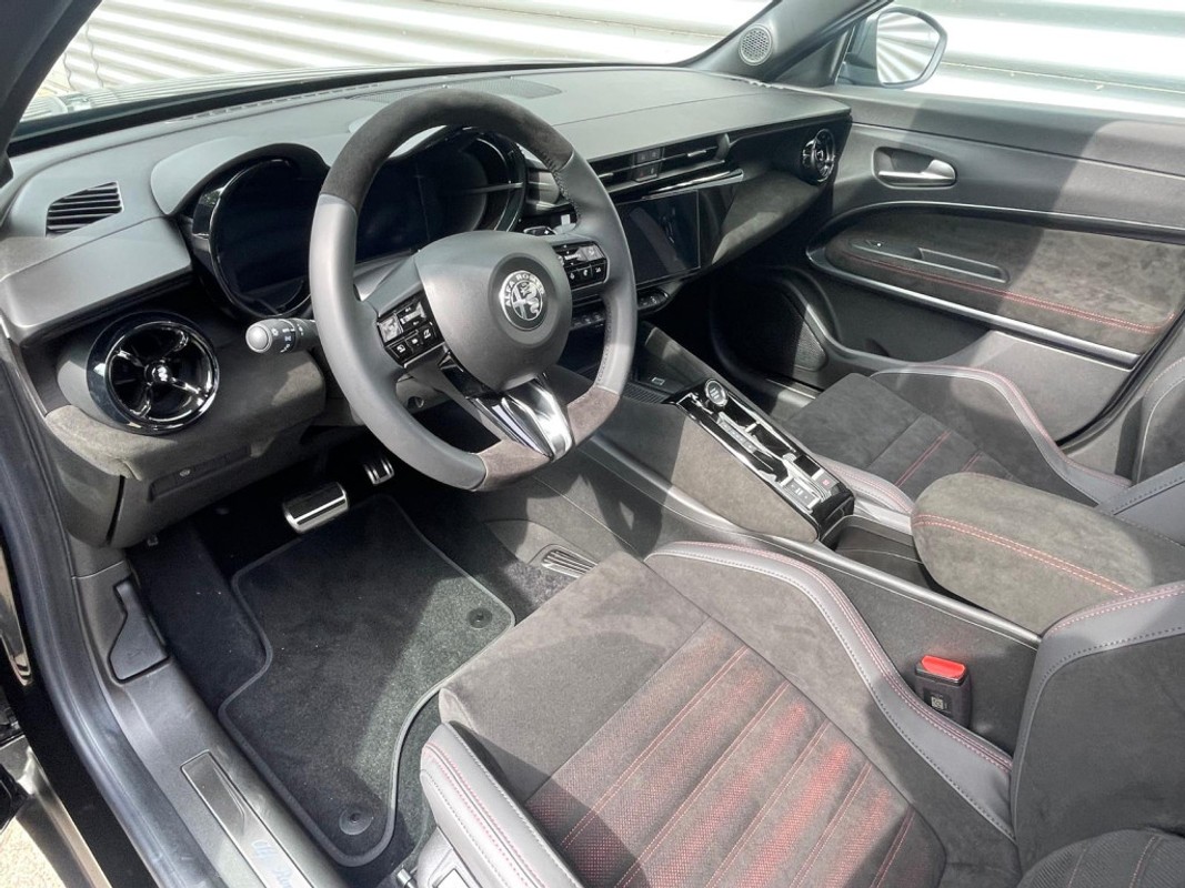 Alfa Romeo Junior