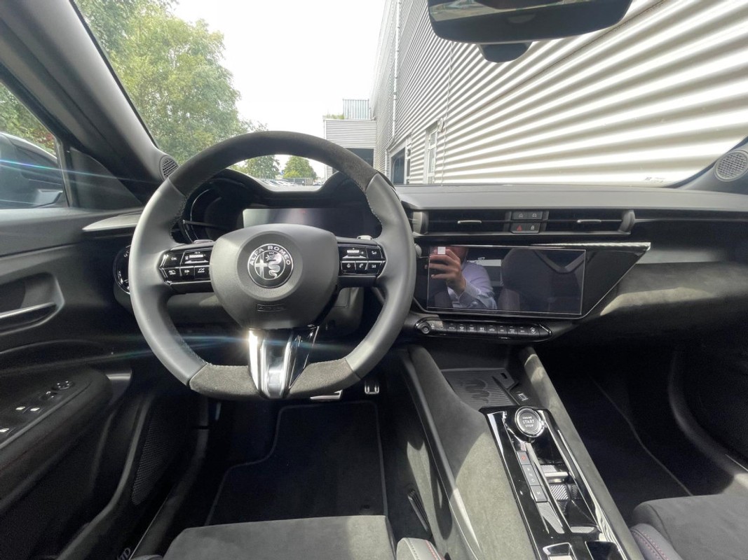 Alfa Romeo Junior