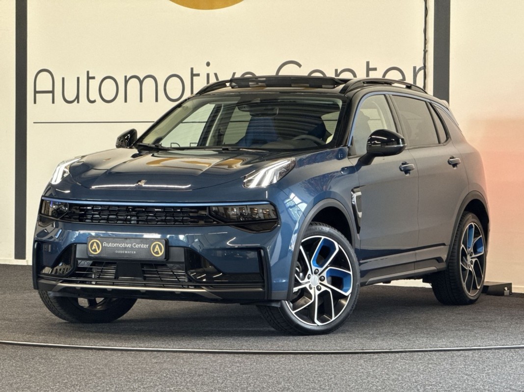 Lynk & Co 01