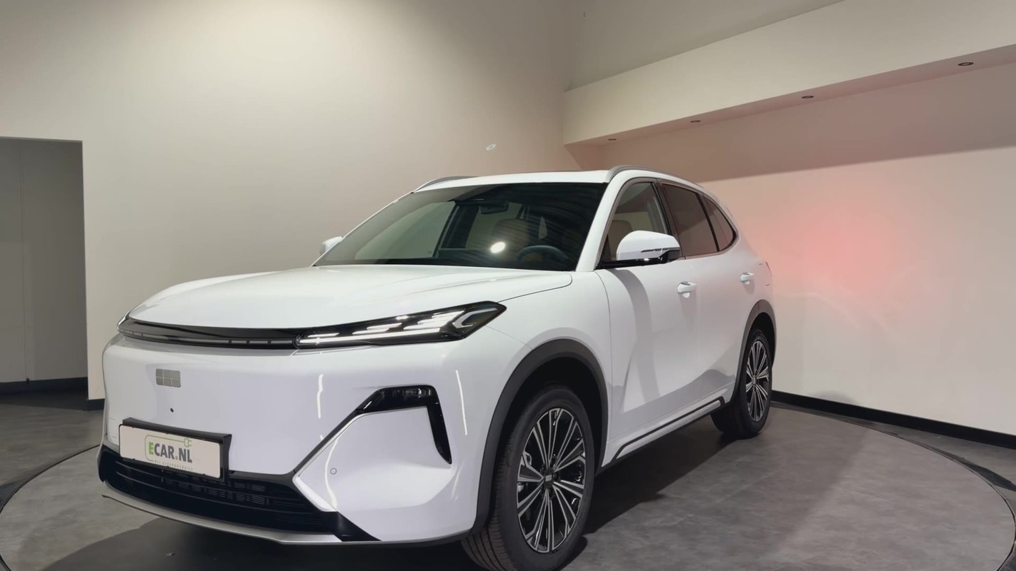 Geely Starray EM-i
