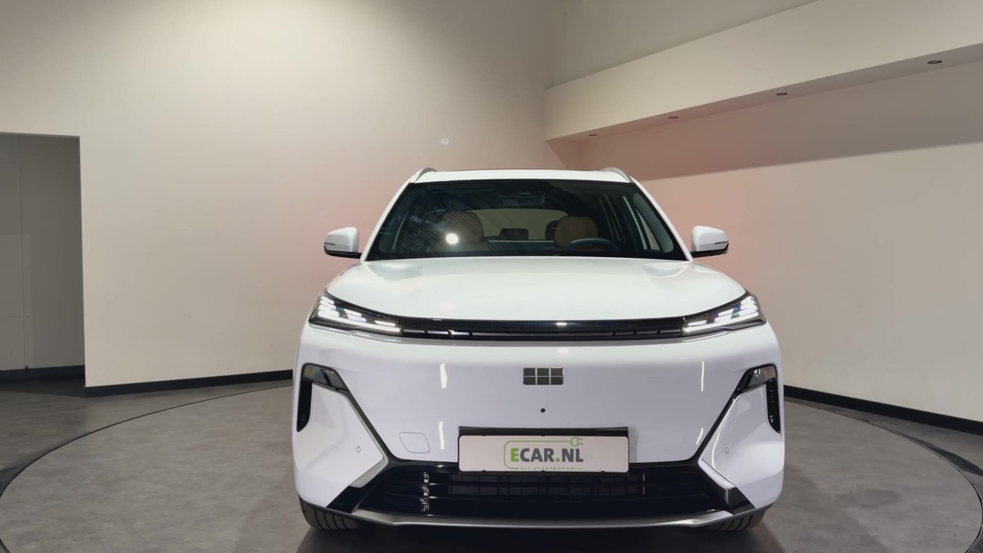 Geely Starray EM-i