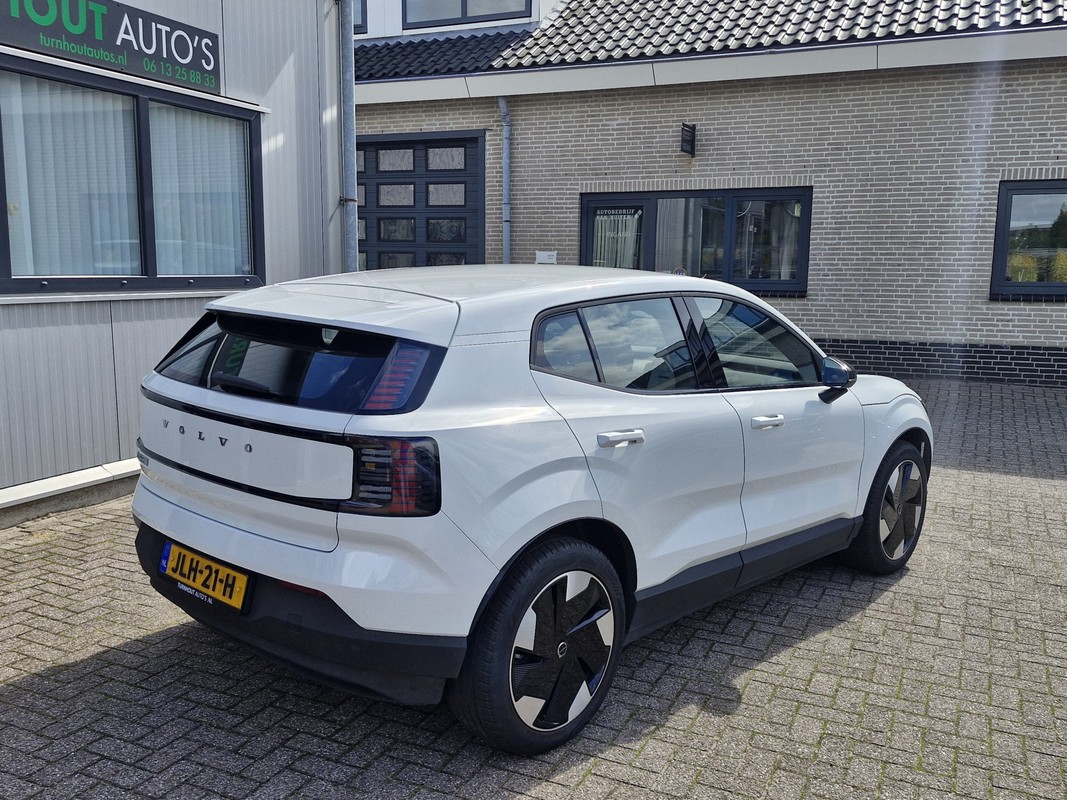 Volvo EX30