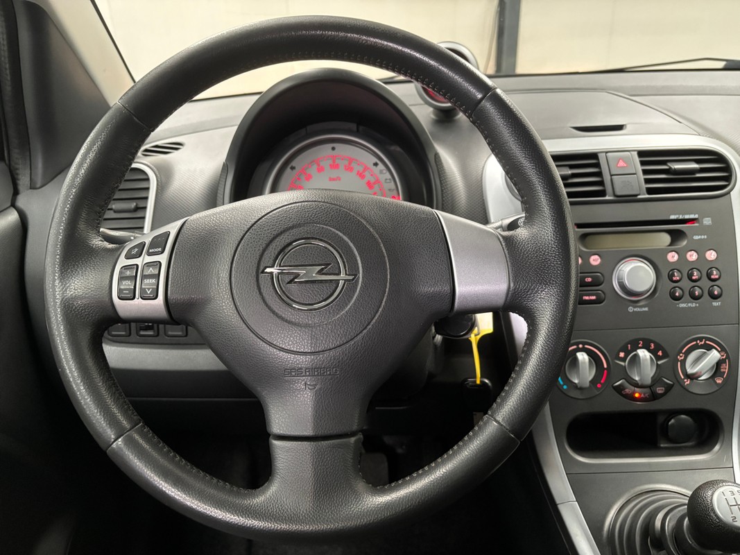Opel Agila