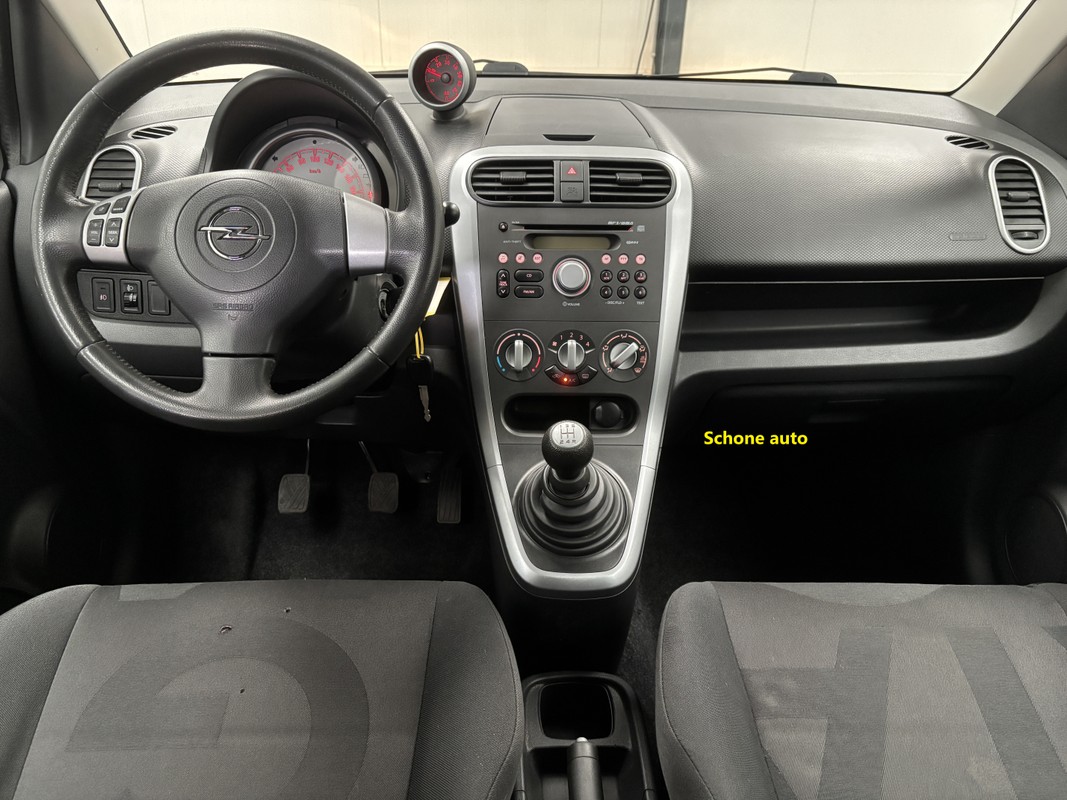 Opel Agila