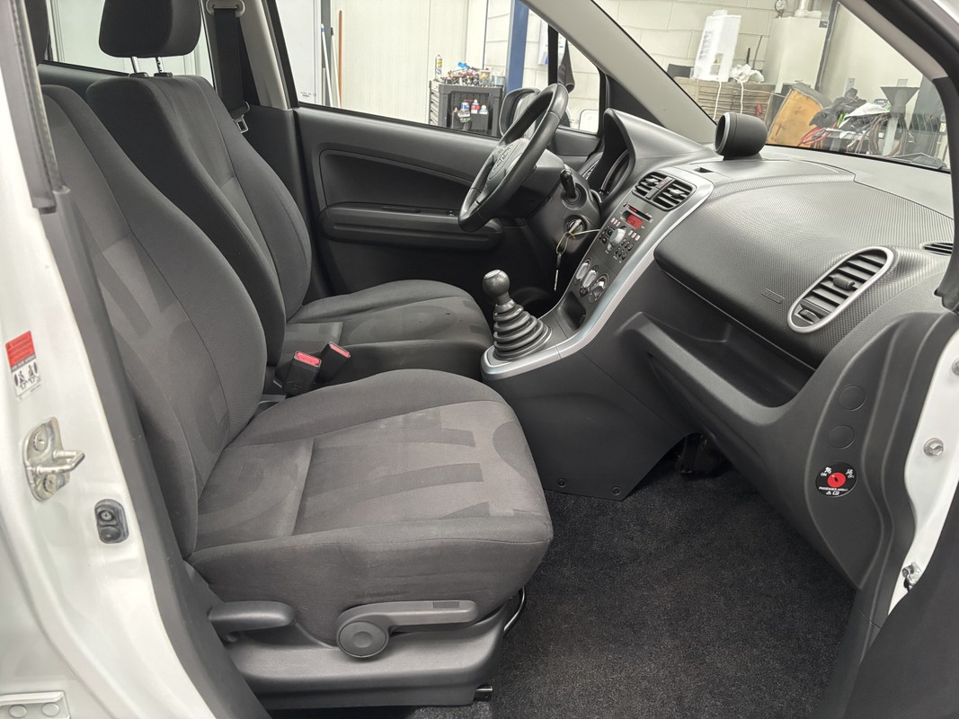 Opel Agila
