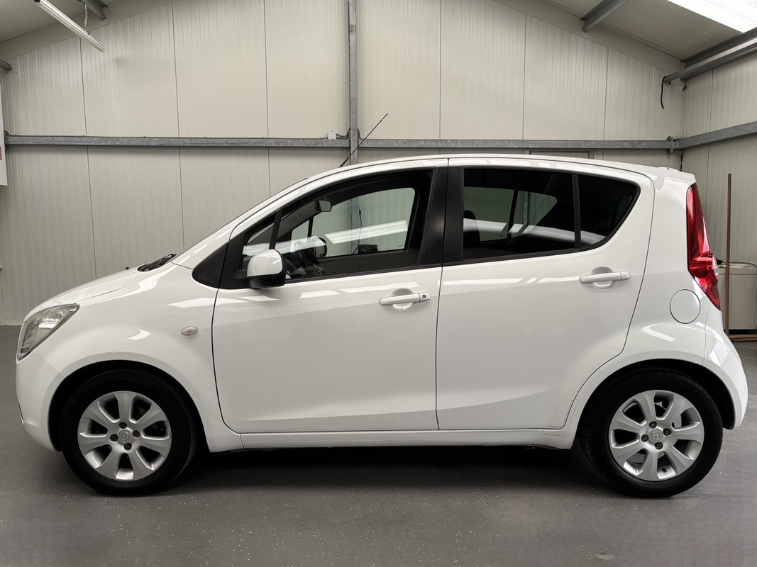 Opel Agila