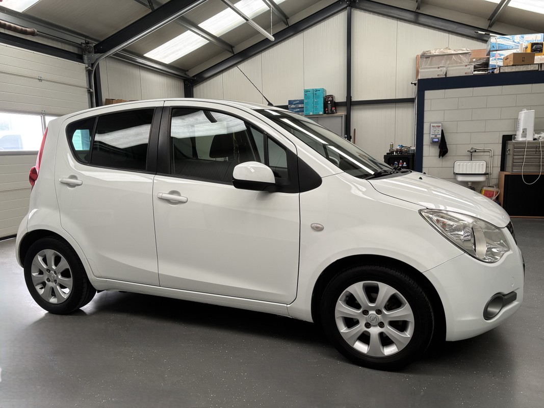 Opel Agila