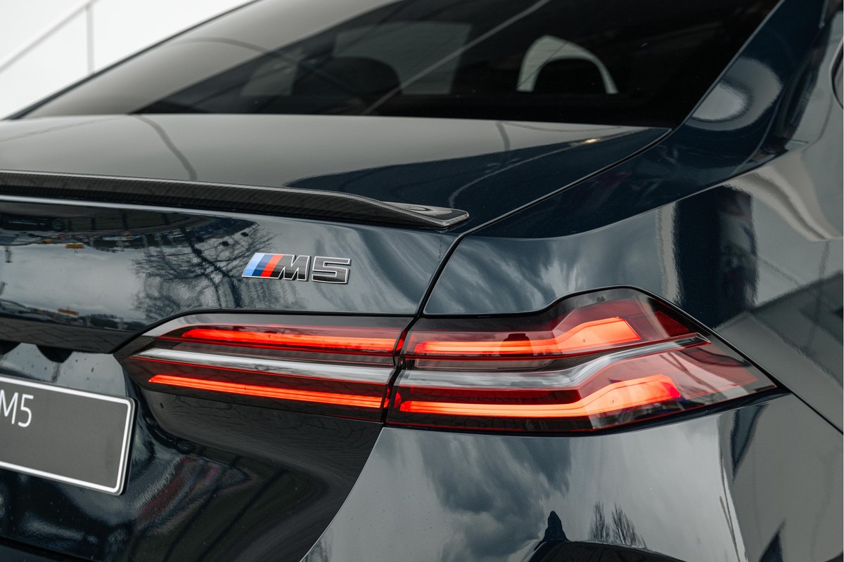 BMW M5
