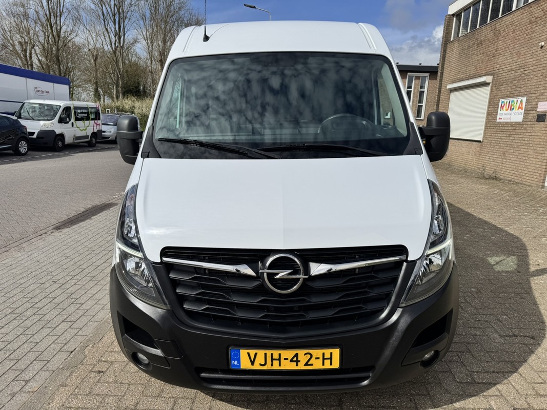 Opel Movano