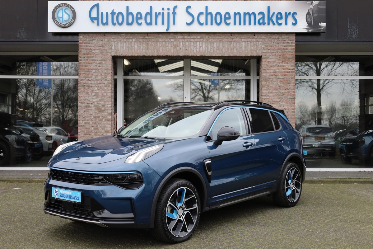 Lynk & Co 01