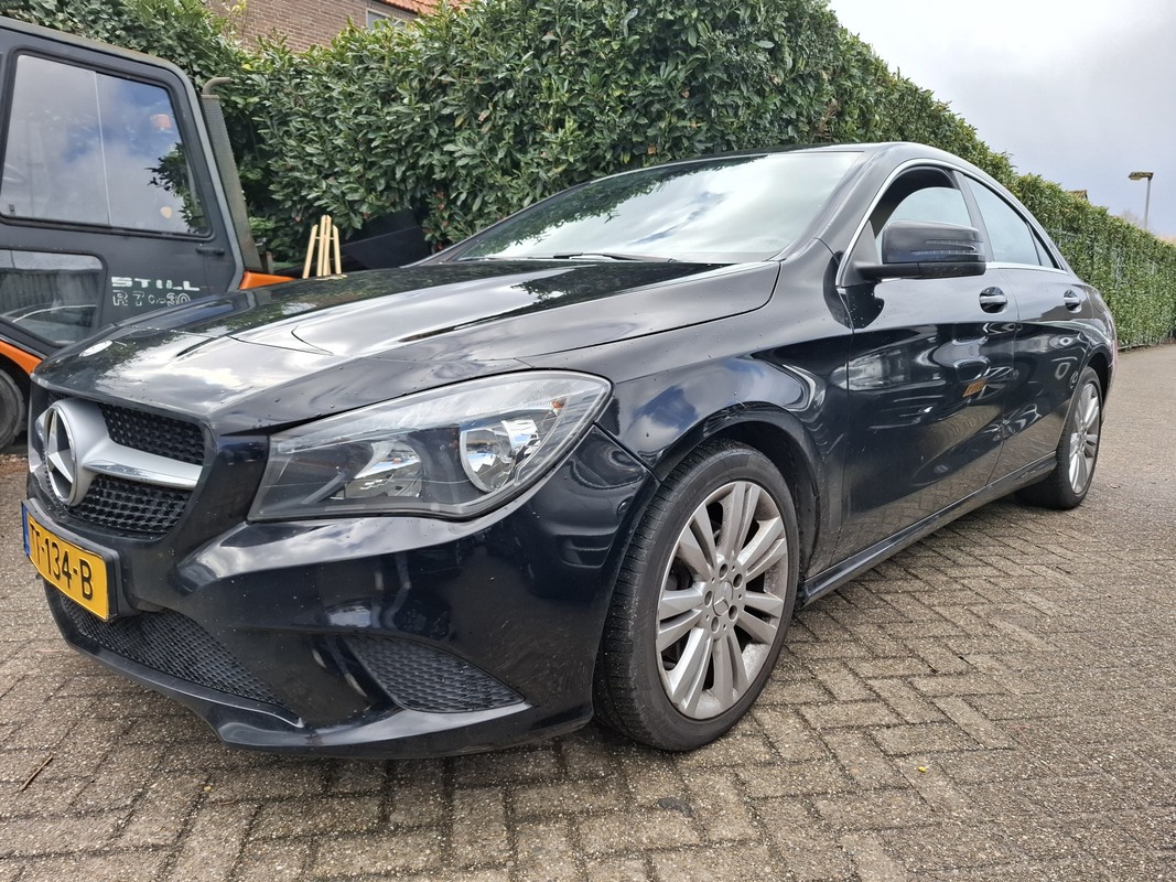 Mercedes-Benz CLA