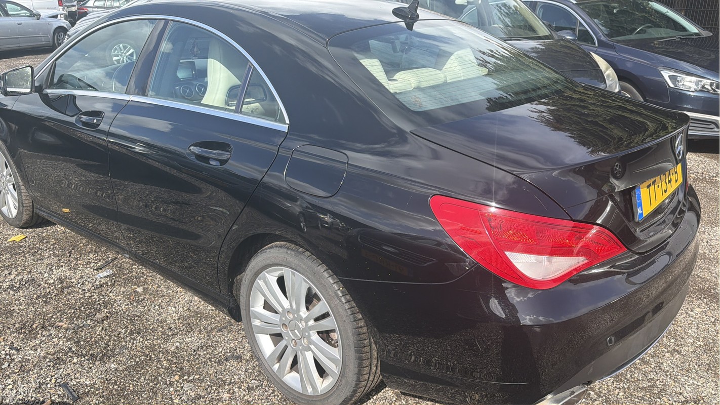 Mercedes-Benz CLA