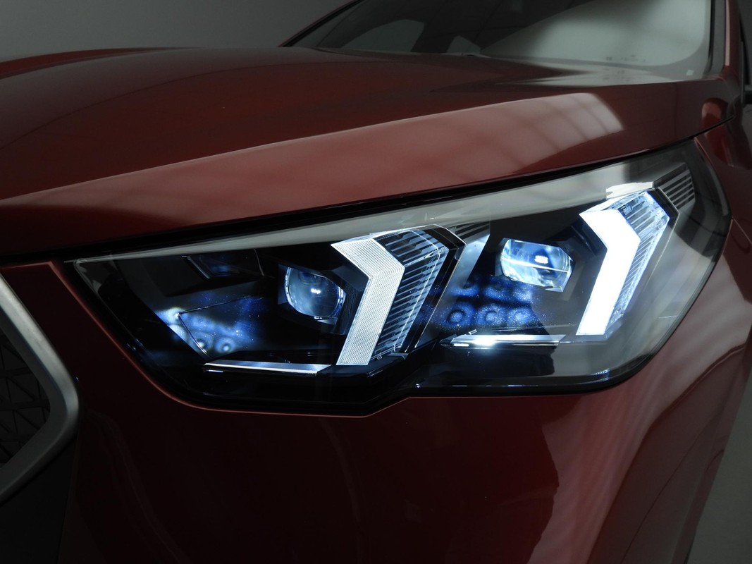 BMW iX2