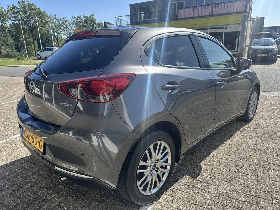 Mazda 2