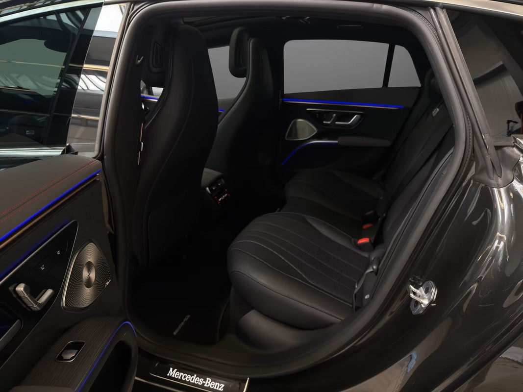 Mercedes-Benz EQS