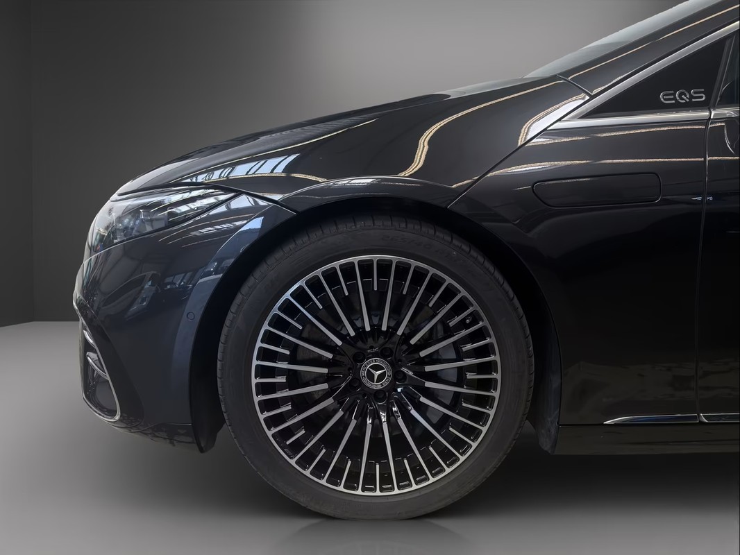 Mercedes-Benz EQS
